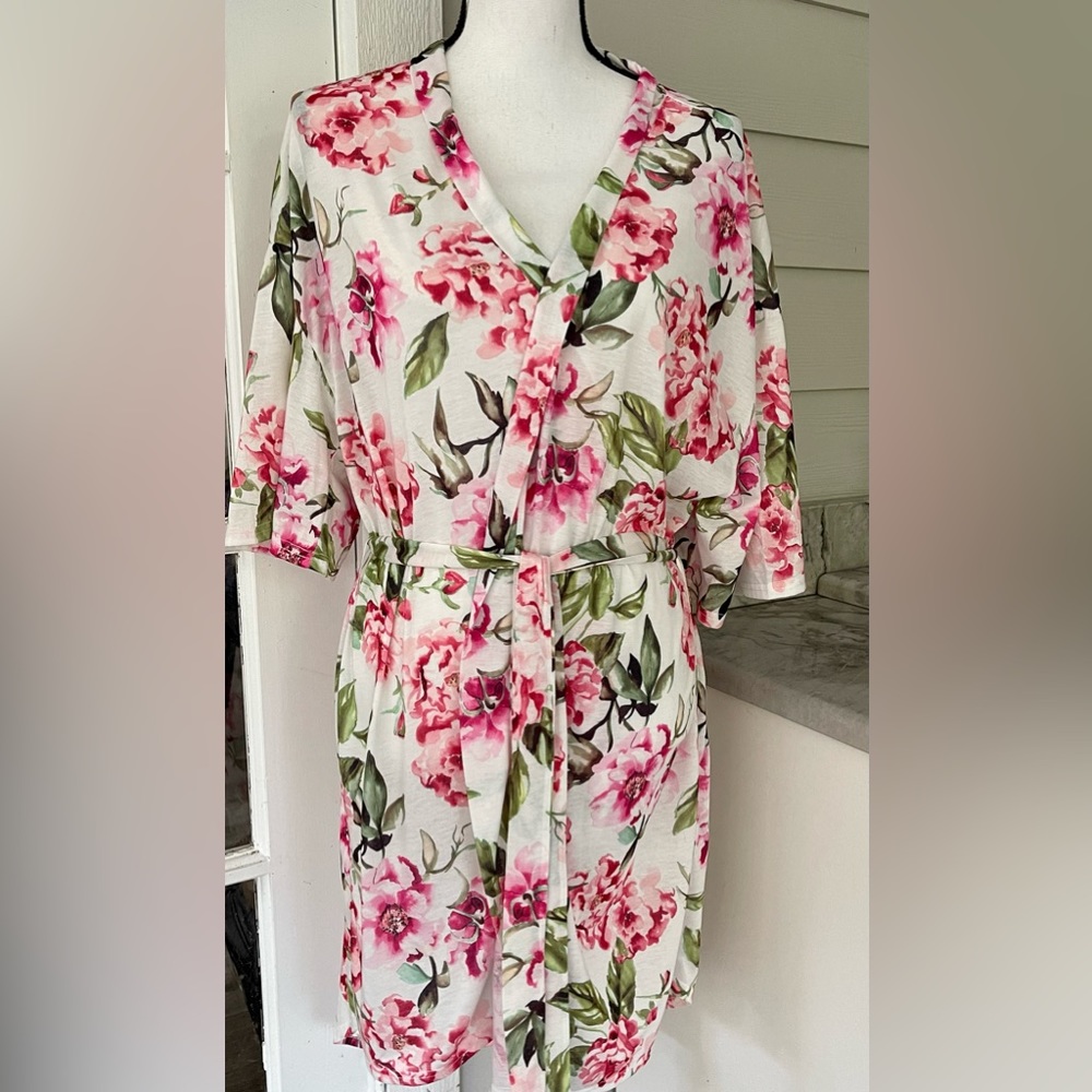 Women’s 🌸SHOW ME YOUR MUMU 🌸Vintage Rose Floral Robe Coverup- One Size